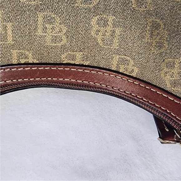 Dooney & Bourke Signature Anniversary Canvas & Leather Hobo Bag Like New - Picture 7 of 15